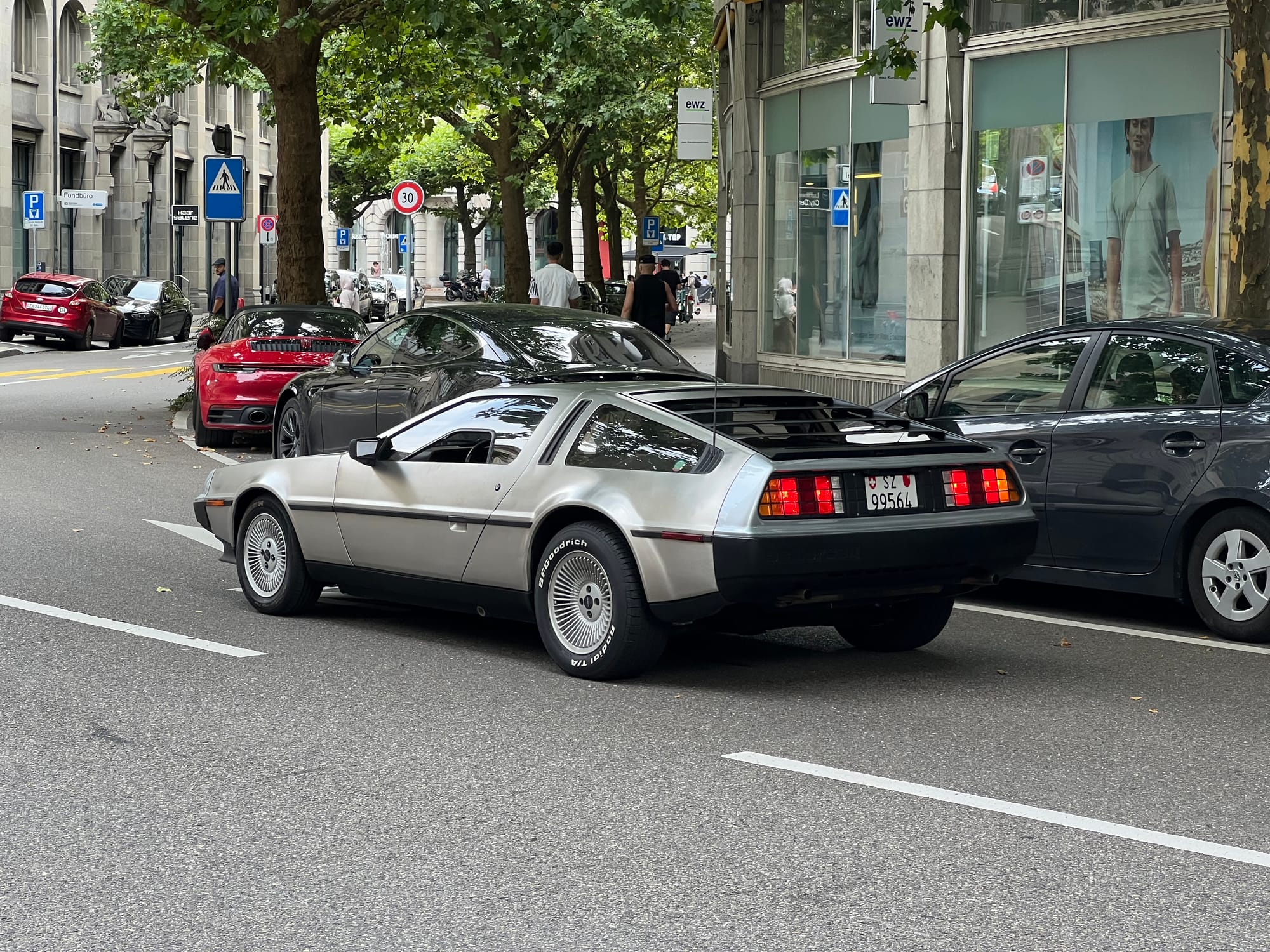 Picture of DMC DeLorean car in streets of Zürich